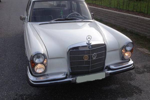 Mercedes 280s 06